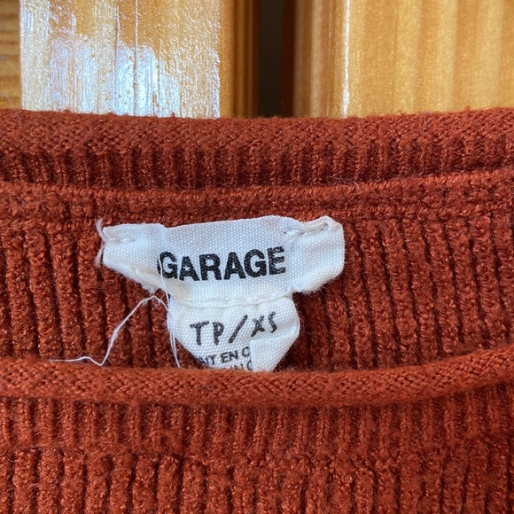 brown and white stripped sweater garage - Picture 3 of 4
